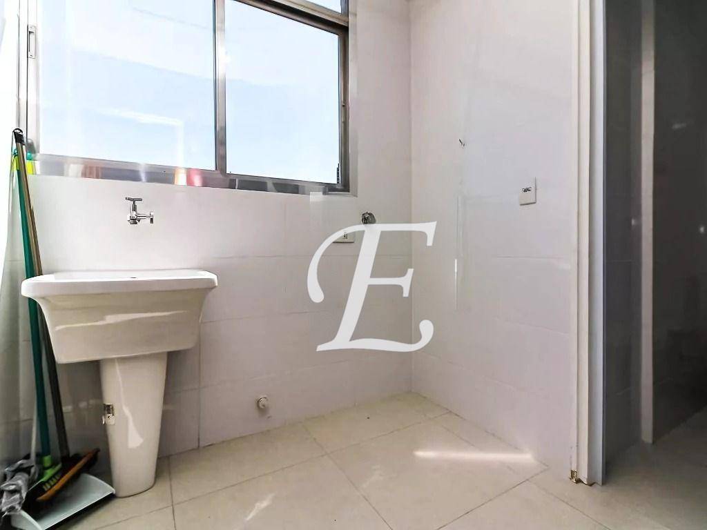 Apartamento à venda com 2 quartos, 80m² - Foto 31