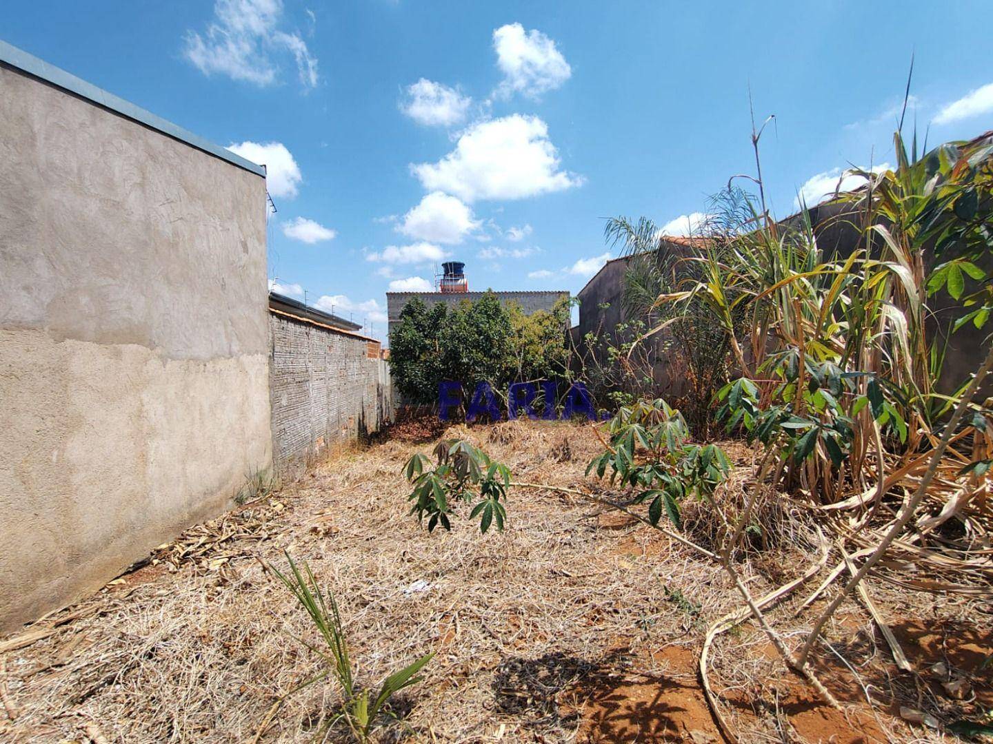 Terreno, 207 m² - Foto 1