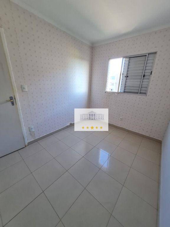 Apartamento à venda com 2 quartos, 55m² - Foto 11