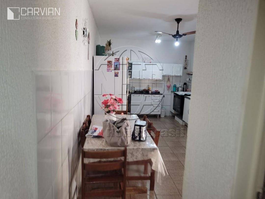 Casa à venda com 3 quartos, 185m² - Foto 7