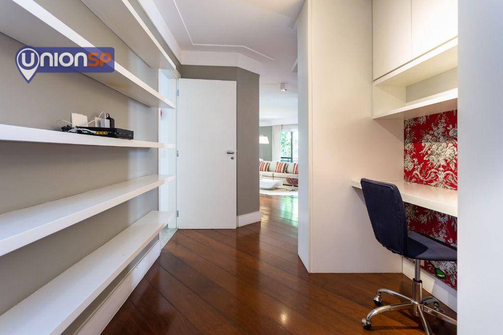 Apartamento à venda com 3 quartos, 205m² - Foto 21