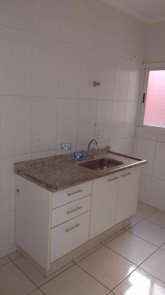 Apartamento à venda com 2 quartos, 72m² - Foto 6