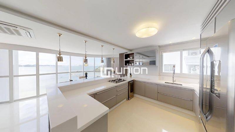 Apartamento à venda com 4 quartos, 237m² - Foto 24