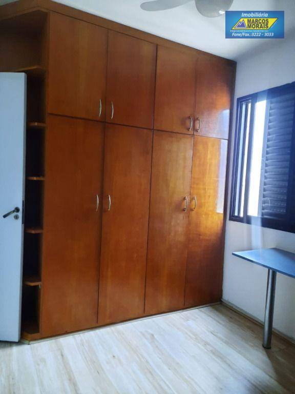 Apartamento para alugar com 3 quartos, 110m² - Foto 10