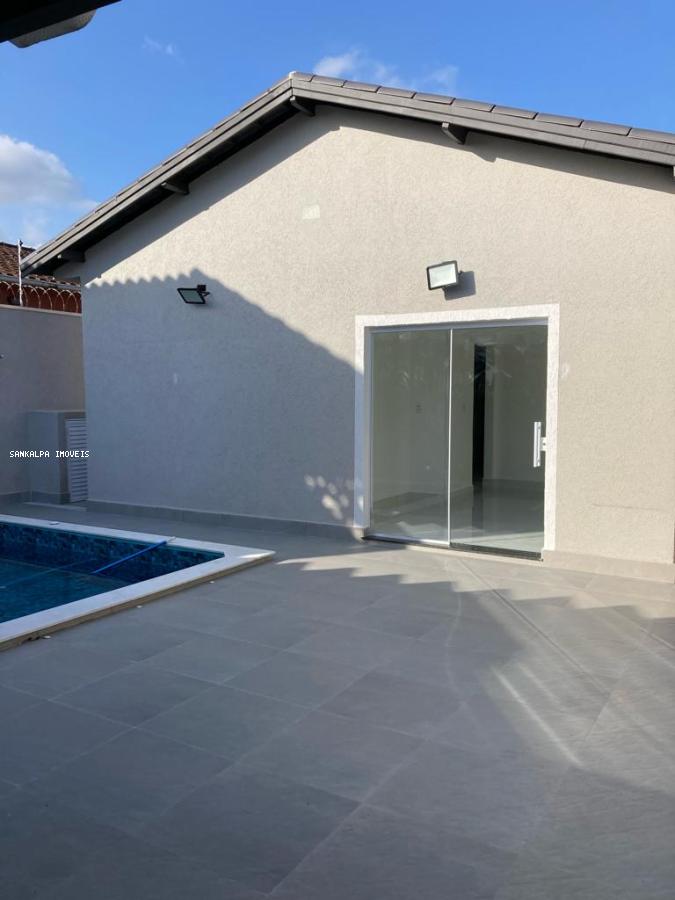 Casa à venda com 4 quartos, 265m² - Foto 2