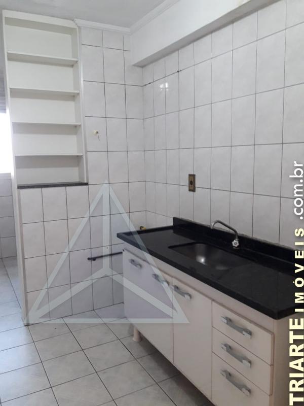 Apartamento à venda com 3 quartos, 72m² - Foto 4