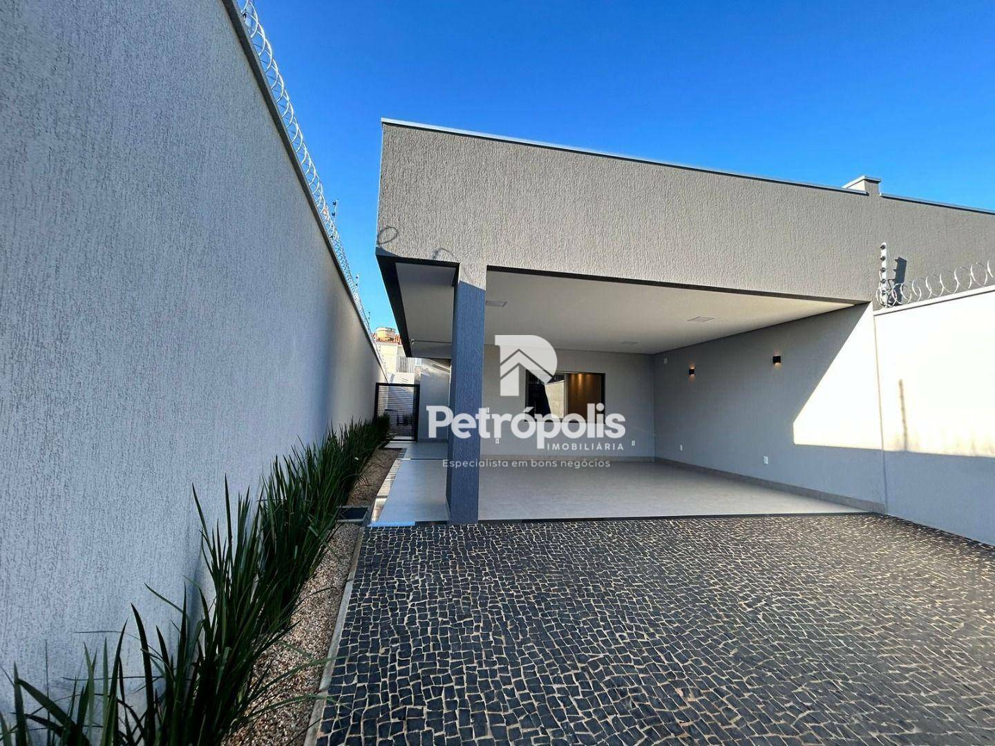 Casa, 3 quartos, 118 m² - Foto 1