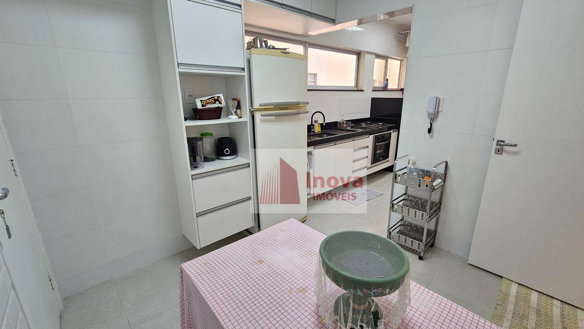 Apartamento para alugar com 2 quartos, 82m² - Foto 20
