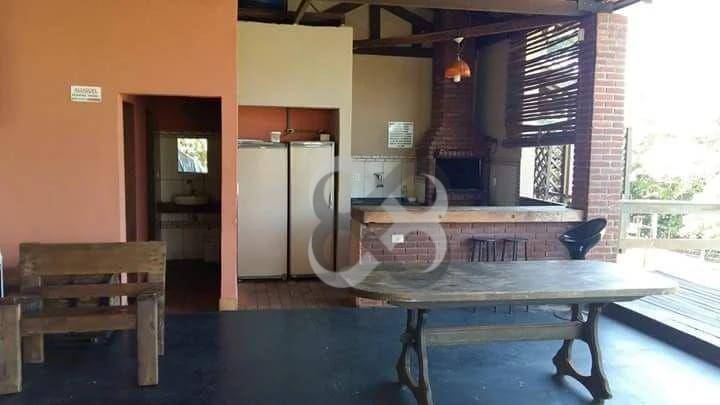 Chácara à venda com 2 quartos, 240m² - Foto 8
