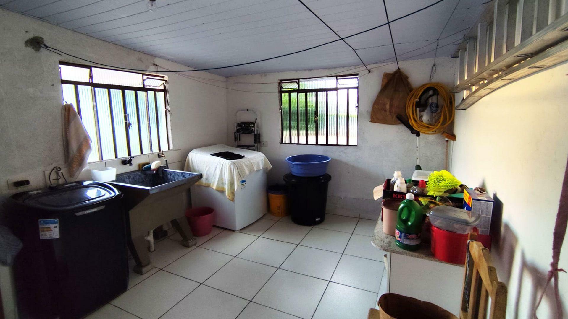 Casa à venda com 3 quartos, 90m² - Foto 15