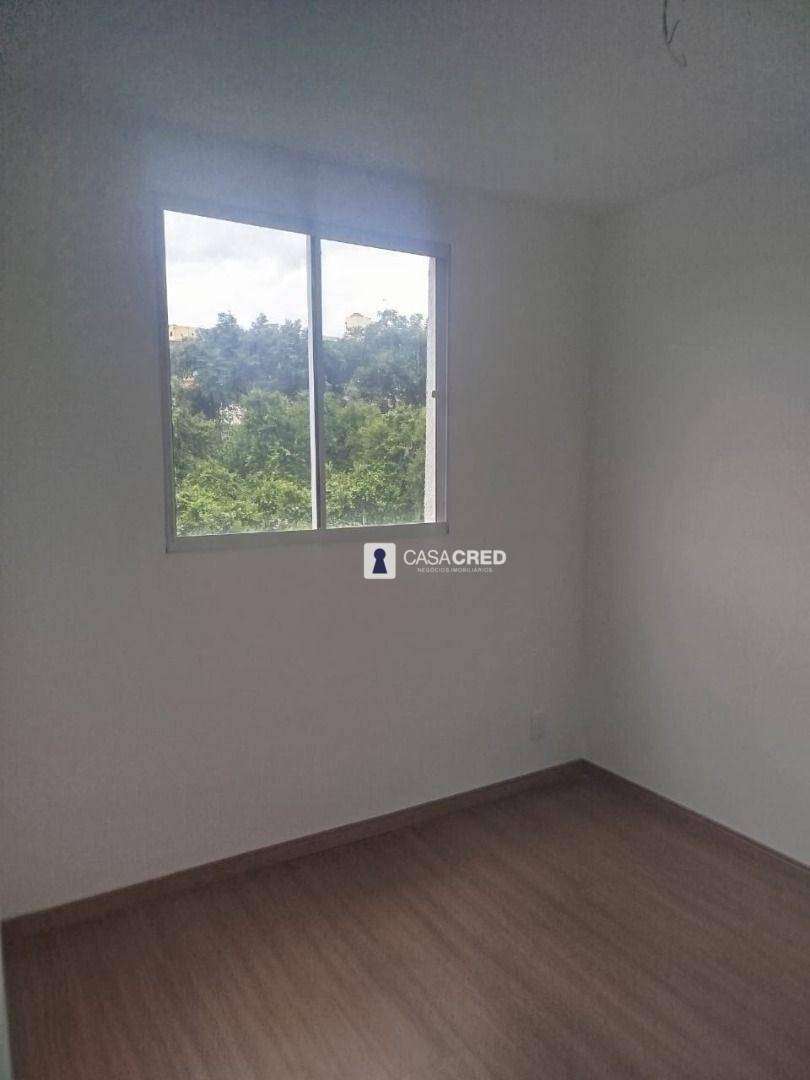 Apartamento para alugar com 2 quartos, 45m² - Foto 9