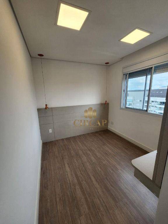 Apartamento à venda com 3 quartos, 96m² - Foto 8