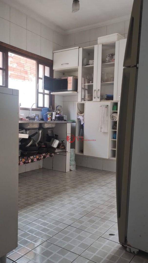 Sobrado à venda com 5 quartos, 100m² - Foto 9