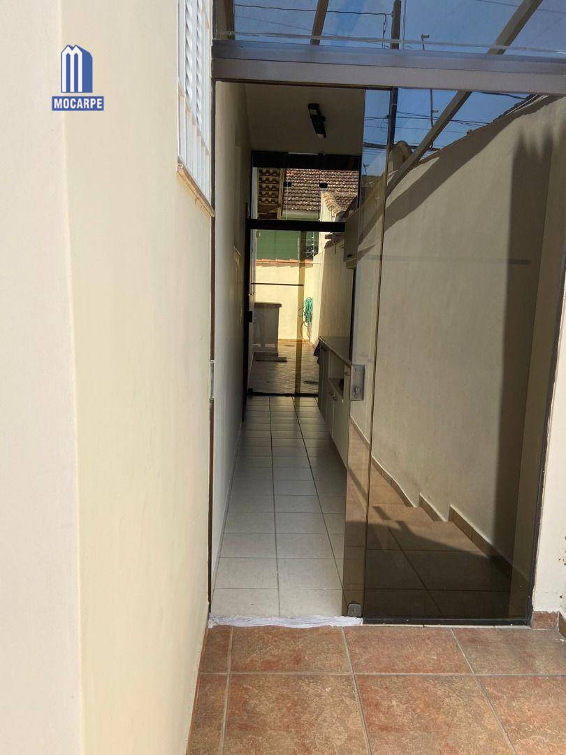 Sobrado à venda com 2 quartos, 156m² - Foto 10