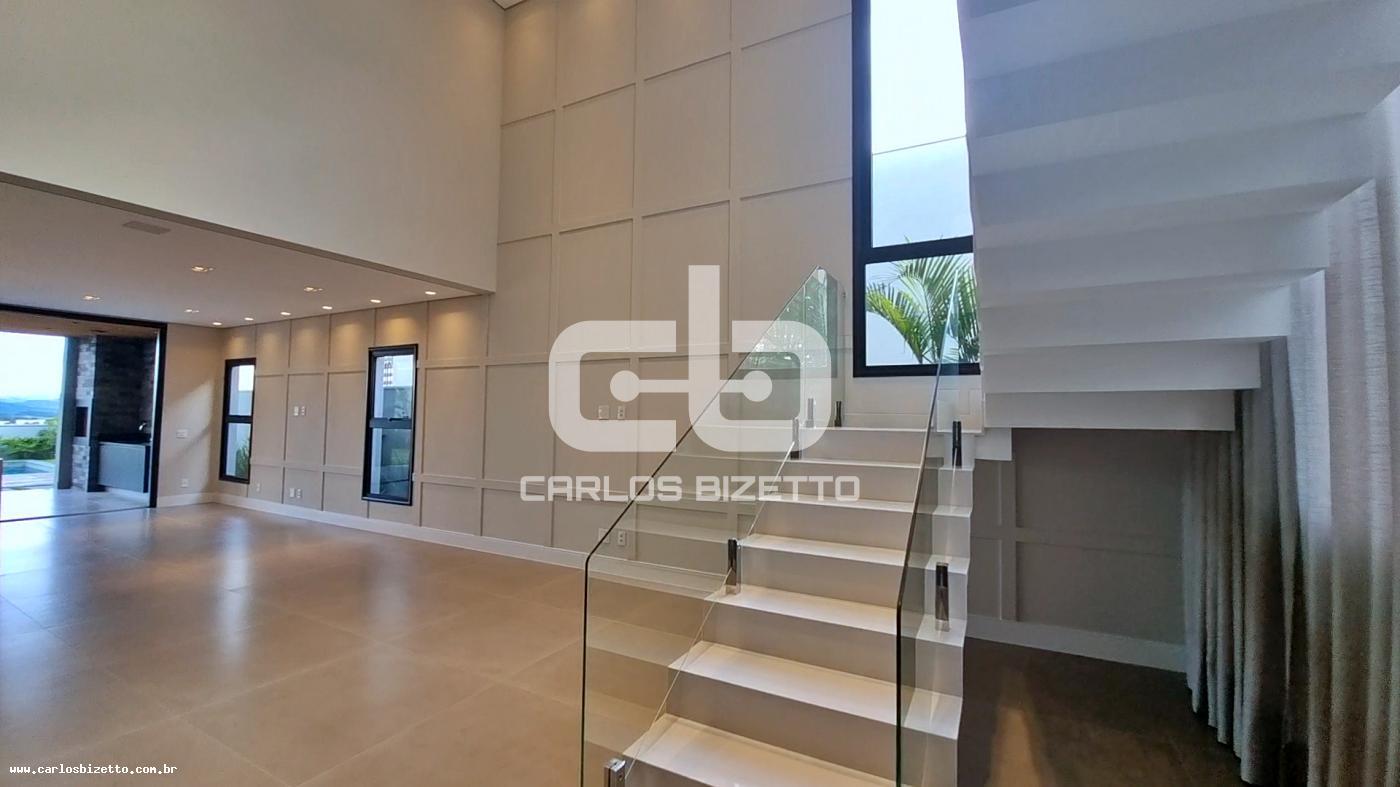 Casa de Condomínio à venda com 4 quartos, 490m² - Foto 23