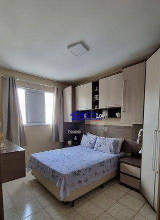 Apartamento à venda com 2 quartos, 60m² - Foto 2