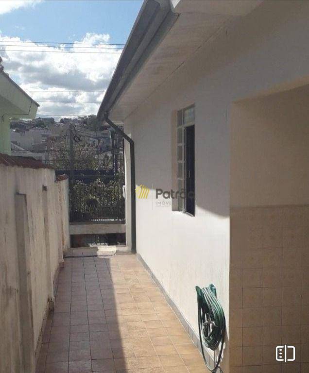 Casa à venda com 7 quartos, 288m² - Foto 17