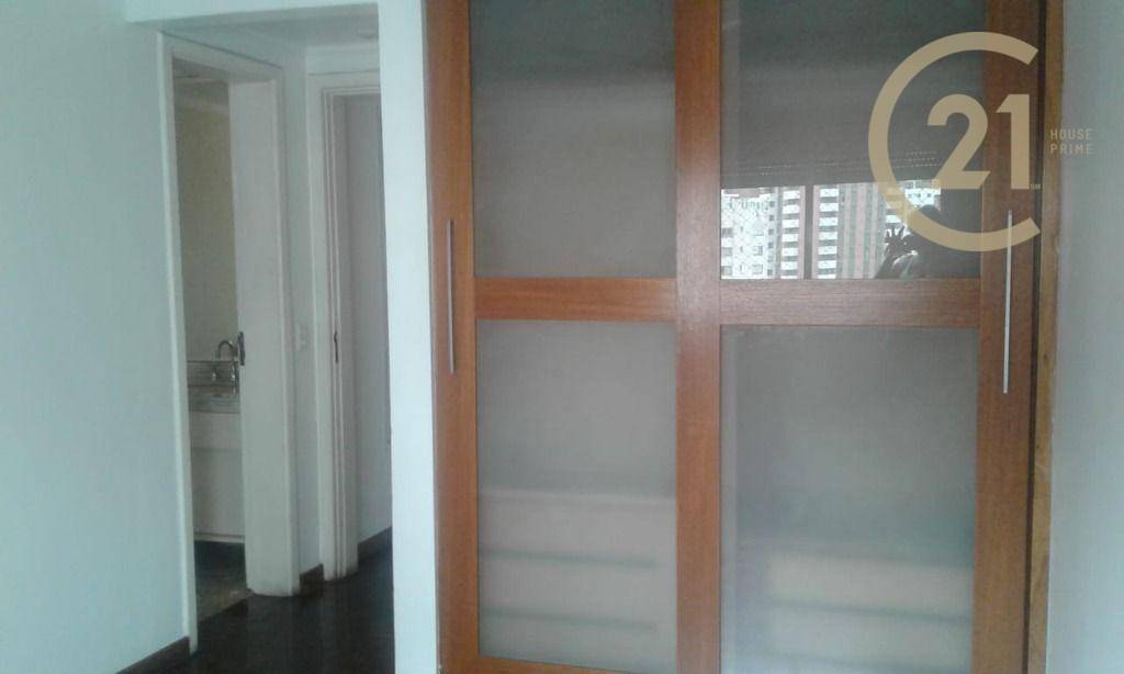 Apartamento para alugar com 3 quartos, 204m² - Foto 30