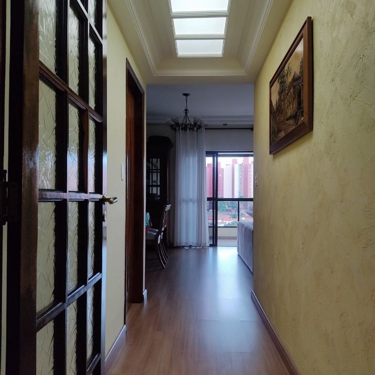 Apartamento à venda com 3 quartos, 135m² - Foto 8