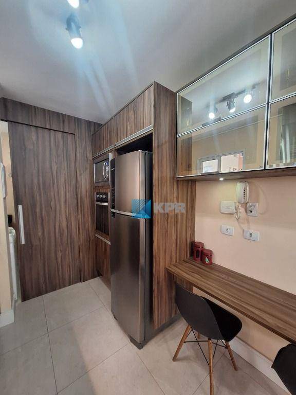 Apartamento à venda com 2 quartos, 75m² - Foto 26