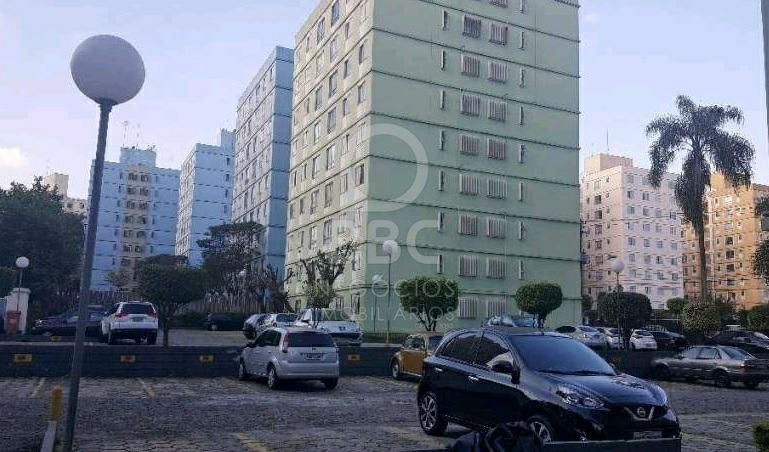 Apartamento à venda com 2 quartos, 62m² - Foto 2