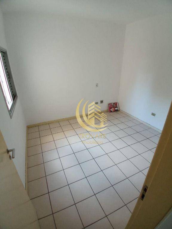 Apartamento à venda com 3 quartos, 90m² - Foto 11