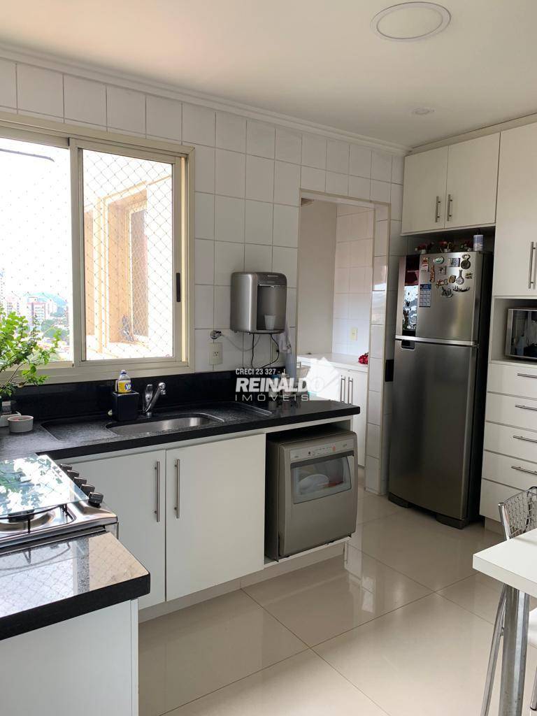 Apartamento à venda com 3 quartos, 105m² - Foto 8