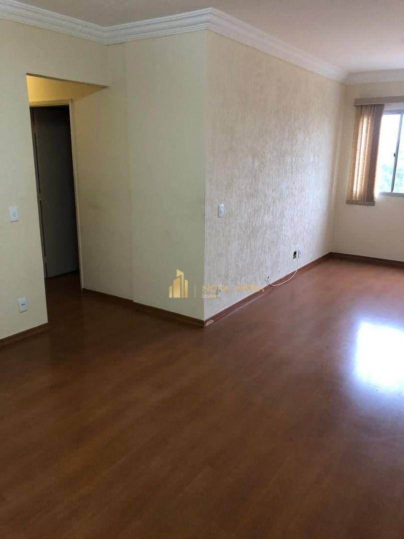 Apartamento à venda com 3 quartos, 83m² - Foto 13