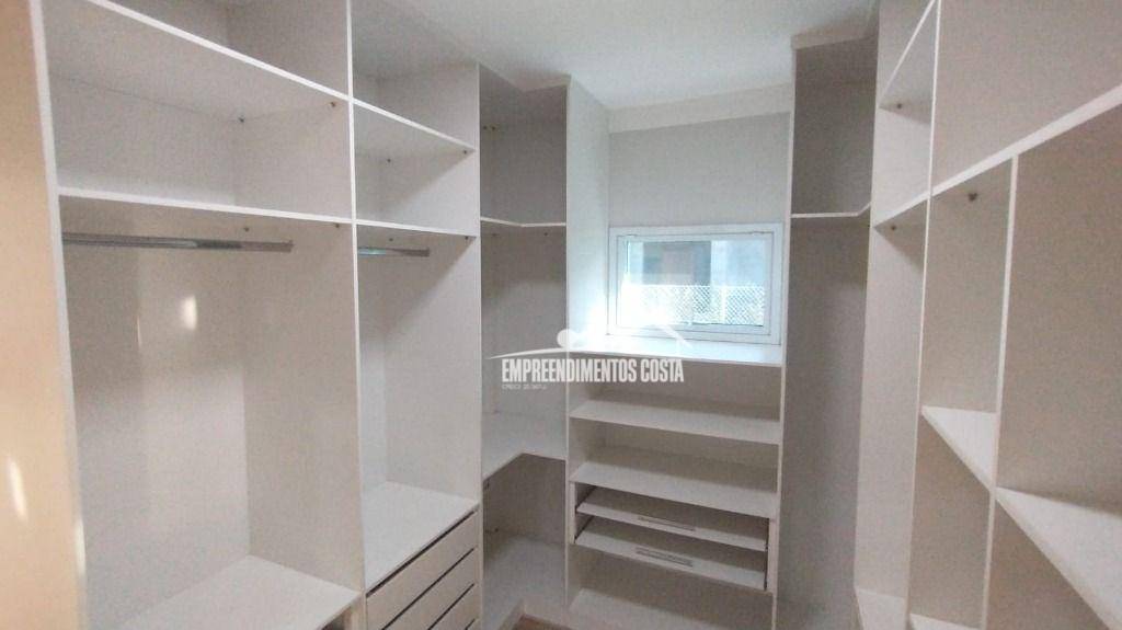 Casa de Condomínio à venda com 3 quartos, 228m² - Foto 18