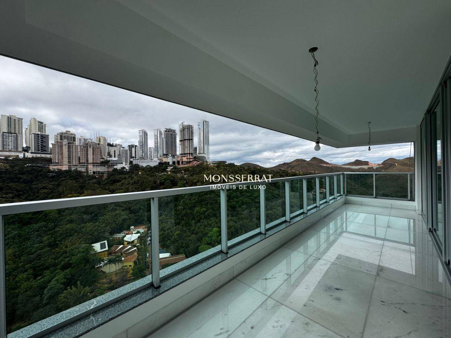 Apartamento, 4 quartos, 242 m² - Foto 1