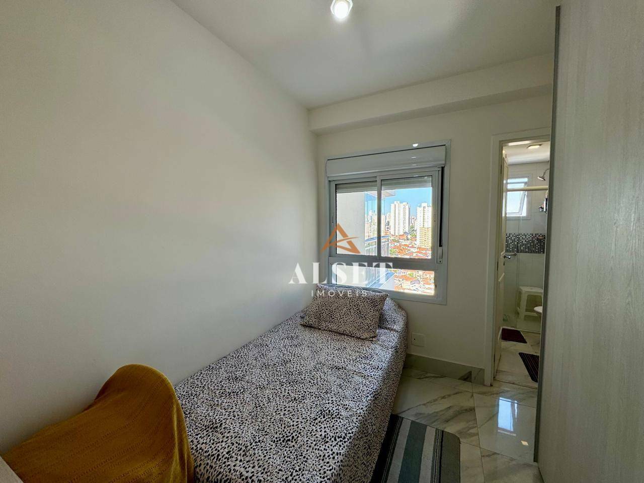 Apartamento à venda com 3 quartos, 122m² - Foto 14