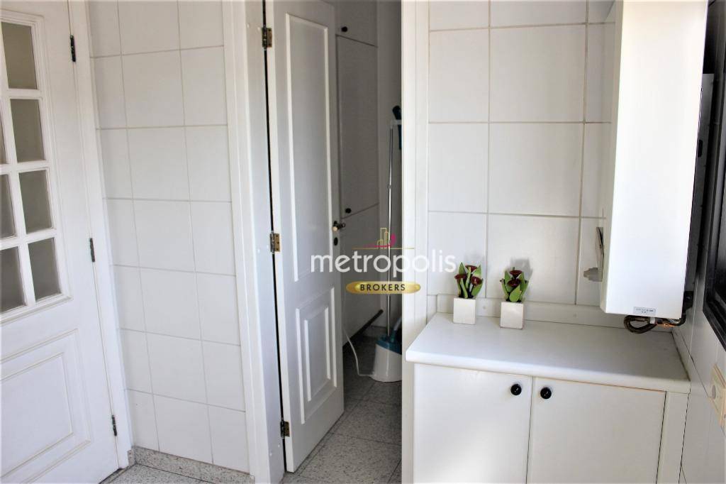 Apartamento à venda com 3 quartos, 150m² - Foto 17