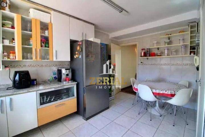 Sobrado à venda com 4 quartos, 250m² - Foto 10