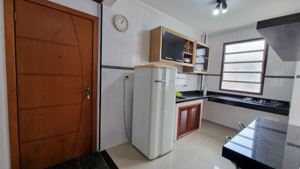 Apartamento à venda com 3 quartos, 90m² - Foto 17