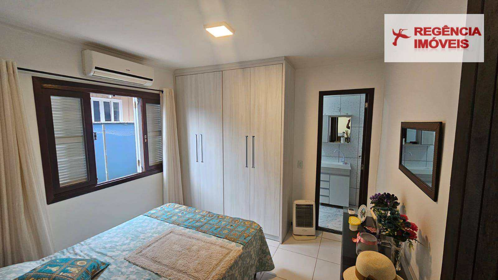 Casa à venda com 4 quartos, 324m² - Foto 22