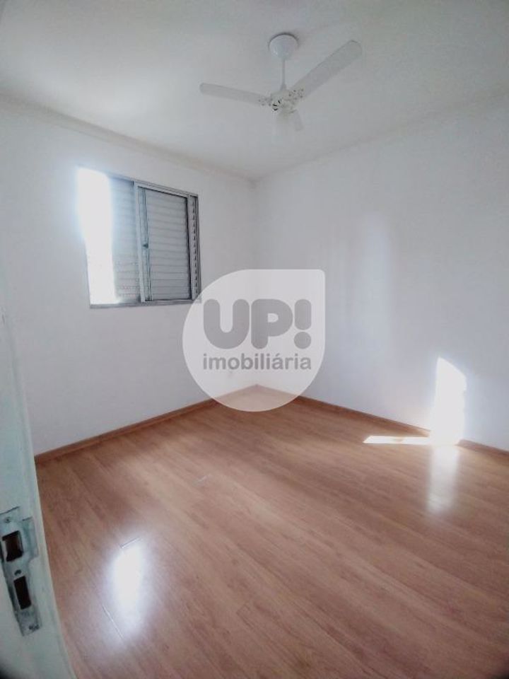 Apartamento à venda com 2 quartos, 46m² - Foto 3