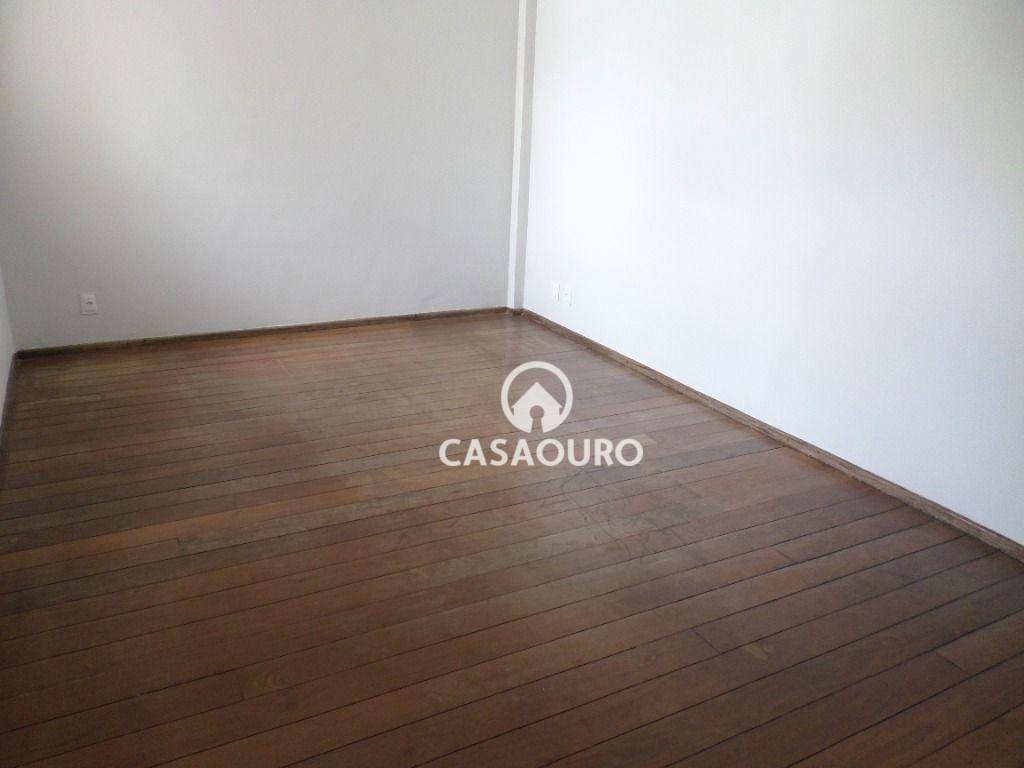 Apartamento à venda com 4 quartos, 120m² - Foto 6