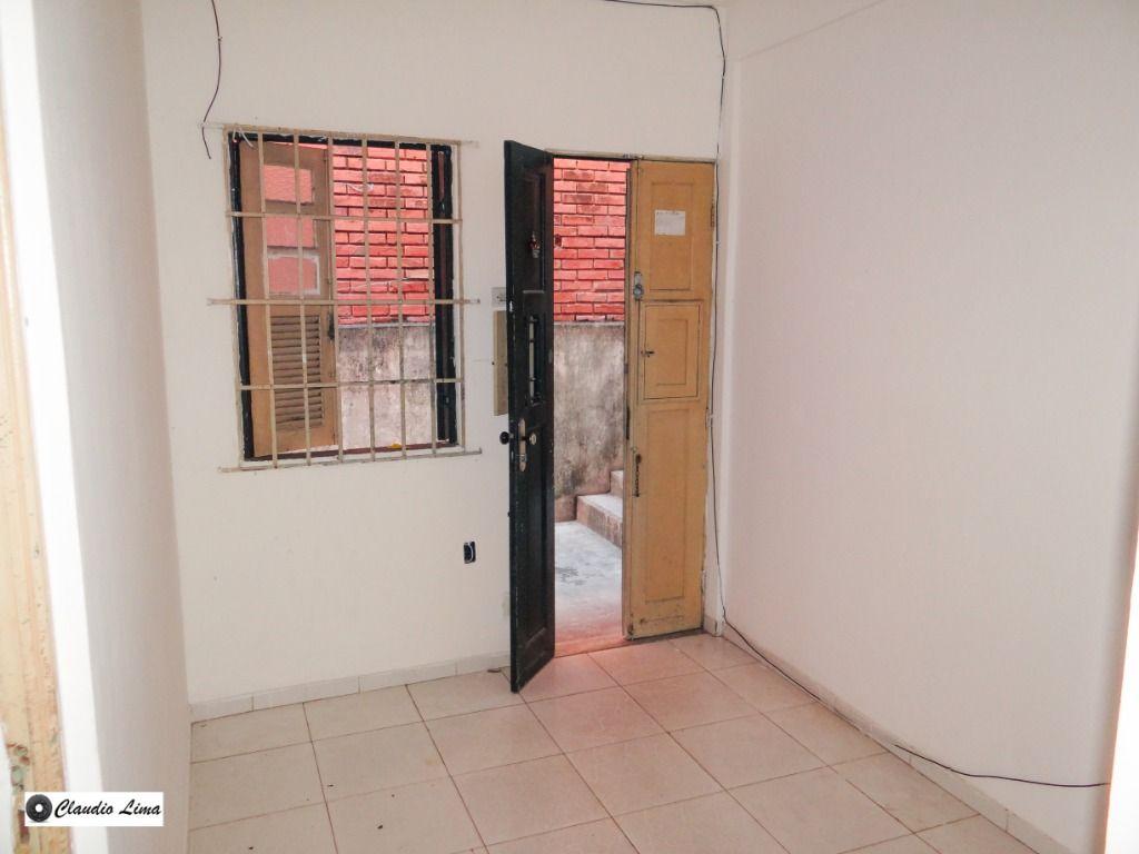 Apartamento à venda com 2 quartos, 44m² - Foto 3