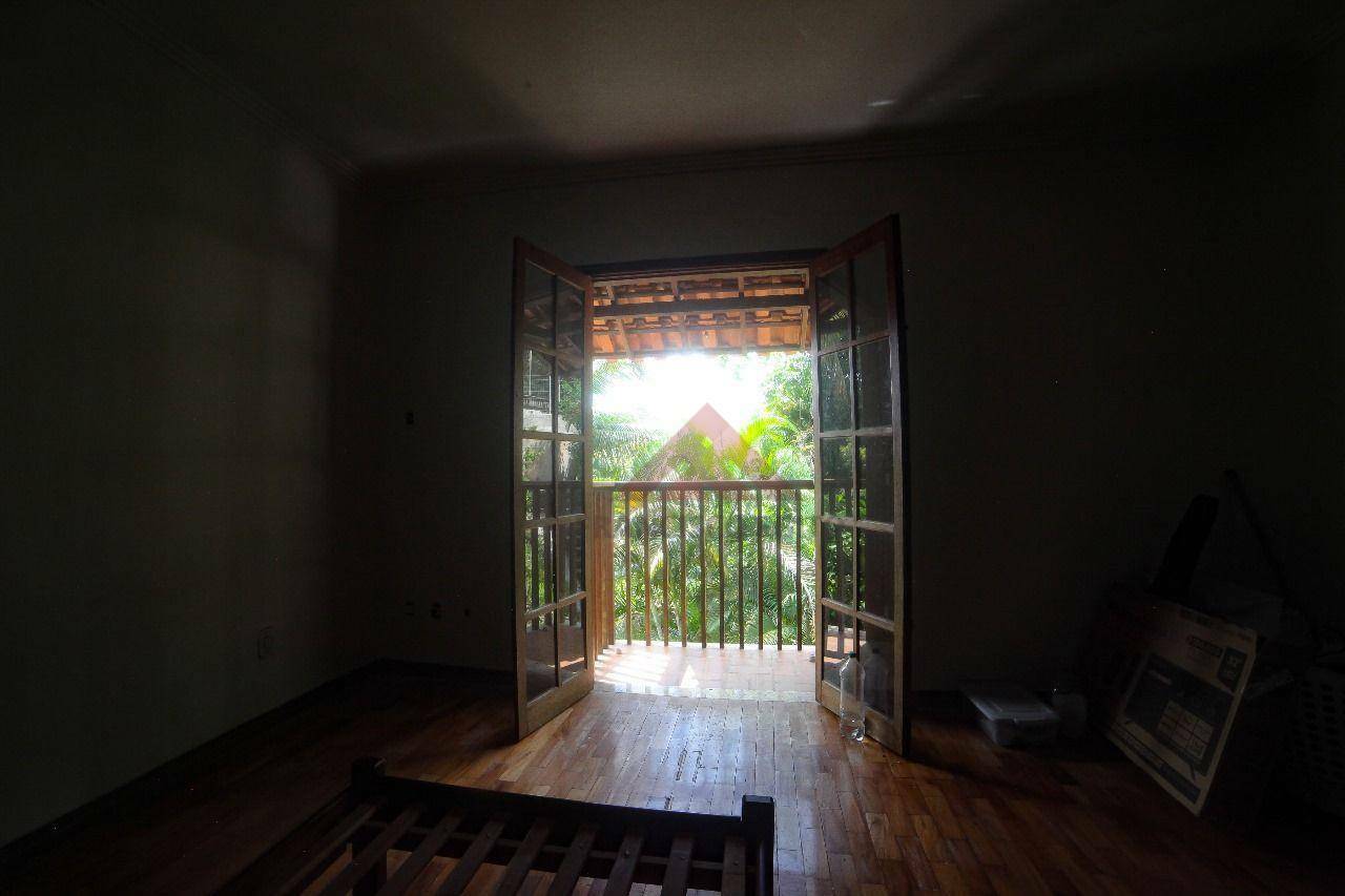 Casa de Condomínio à venda com 7 quartos, 412m² - Foto 14