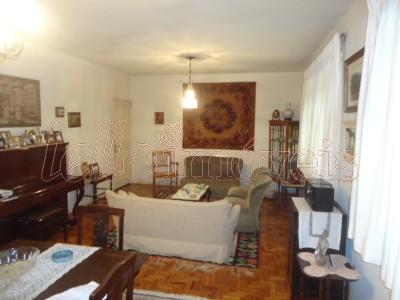 Apartamento para alugar com 3 quartos, 146m² - Foto 2