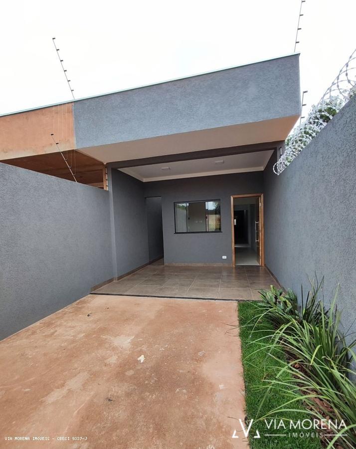 Casa à venda com 2 quartos, 120m² - Foto 1