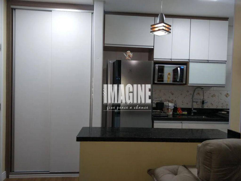 Apartamento à venda com 2 quartos, 51m² - Foto 14