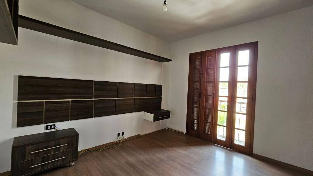 Casa de Condomínio à venda com 4 quartos, 270m² - Foto 25