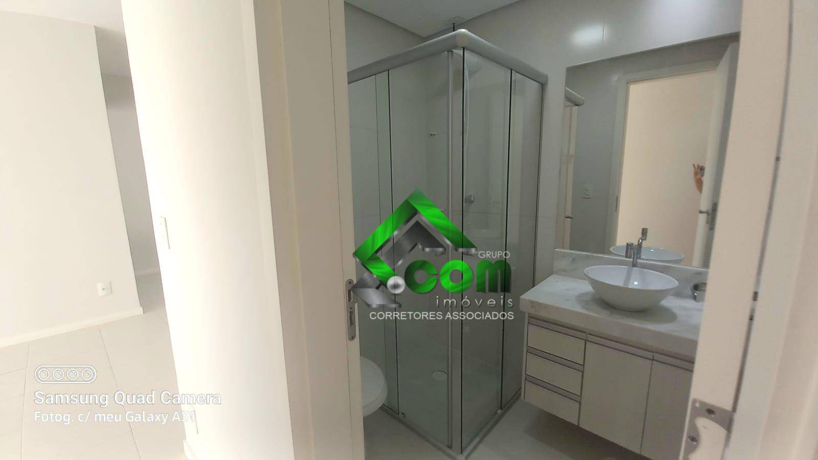 Apartamento para alugar com 3 quartos, 95m² - Foto 12