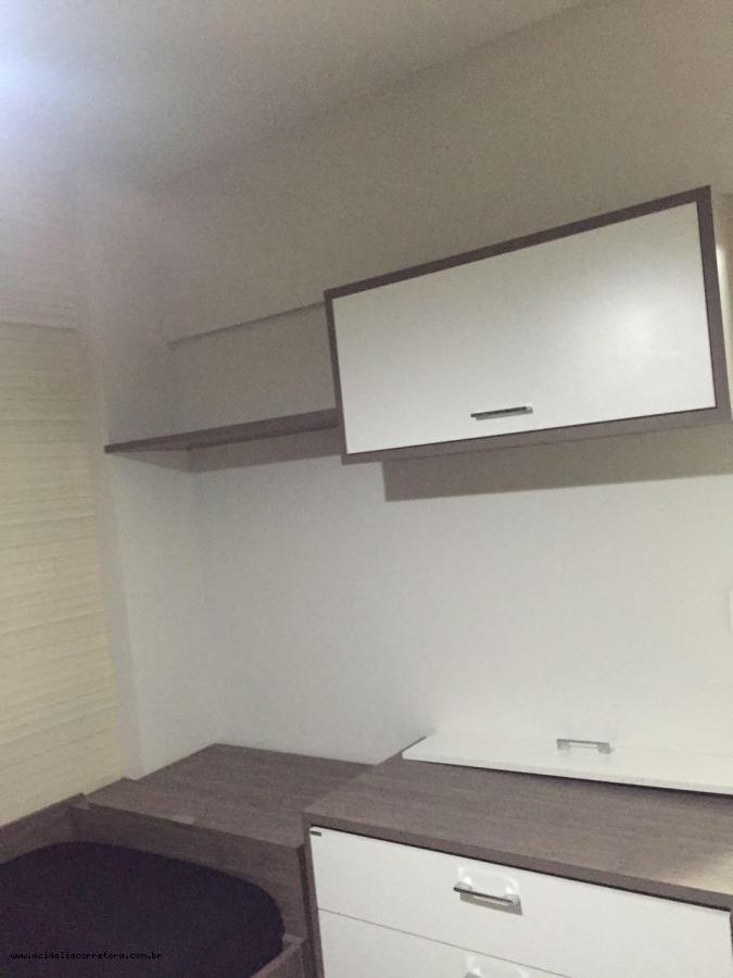 Apartamento à venda com 2 quartos, 65m² - Foto 10