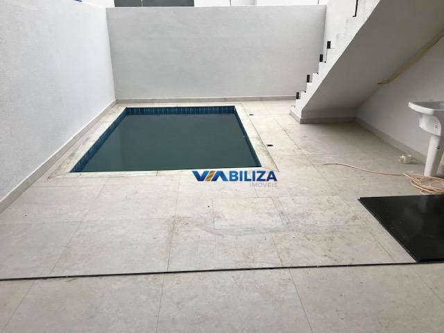 Sobrado à venda com 3 quartos, 220m² - Foto 4