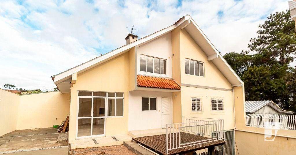 Casa de Condomínio à venda com 3 quartos, 140m² - Foto 2