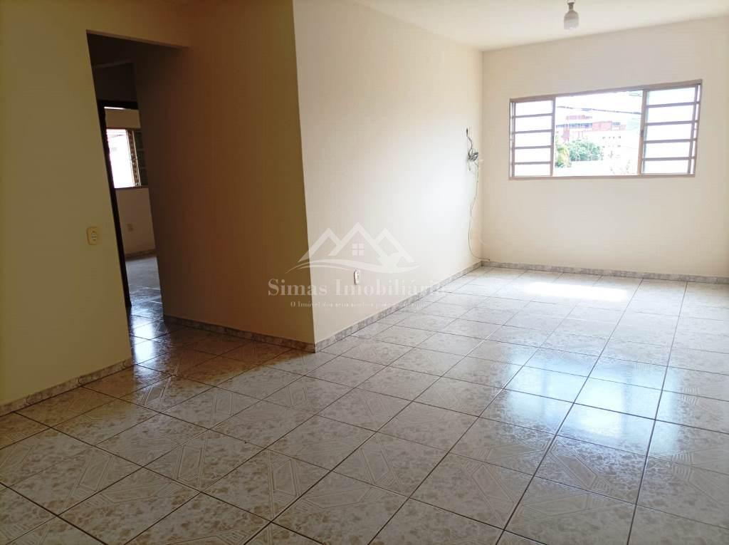 Apartamento para alugar com 3 quartos, 98m² - Foto 2