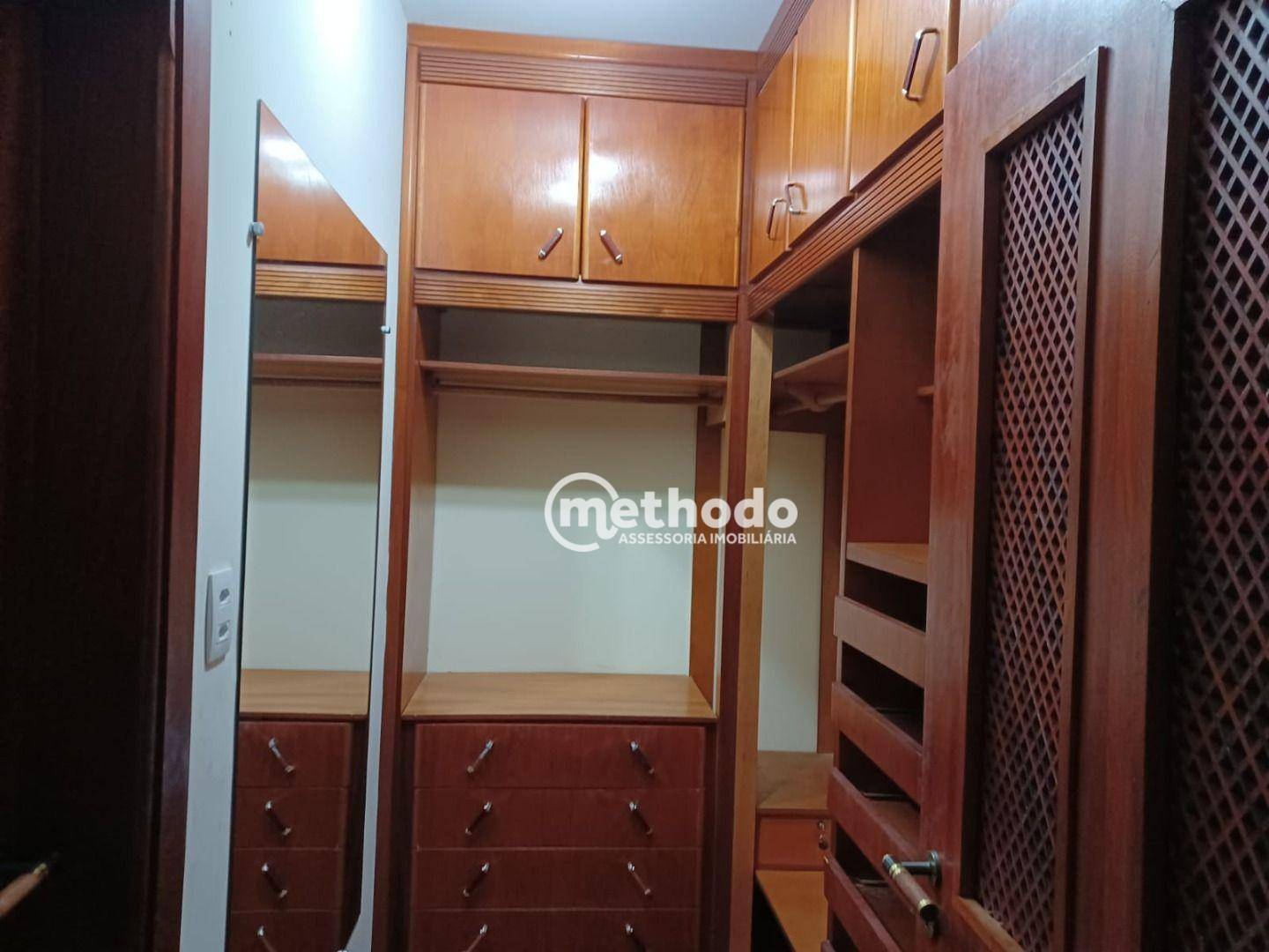 Casa de Condomínio à venda com 4 quartos, 304m² - Foto 15