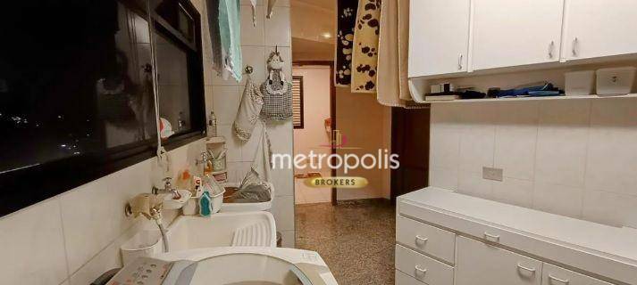 Apartamento à venda com 4 quartos, 200m² - Foto 27